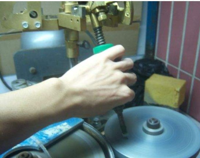 Speed Control Digital Gemstone Faceting Machine