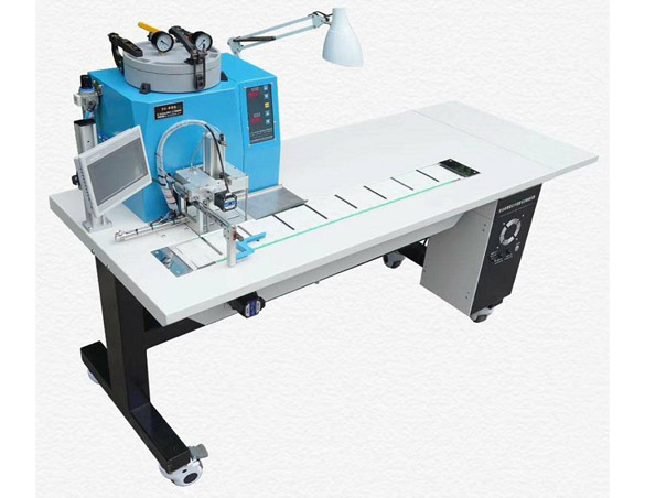 What are the Advantages of The Jewelry Wax Injection Machine?
